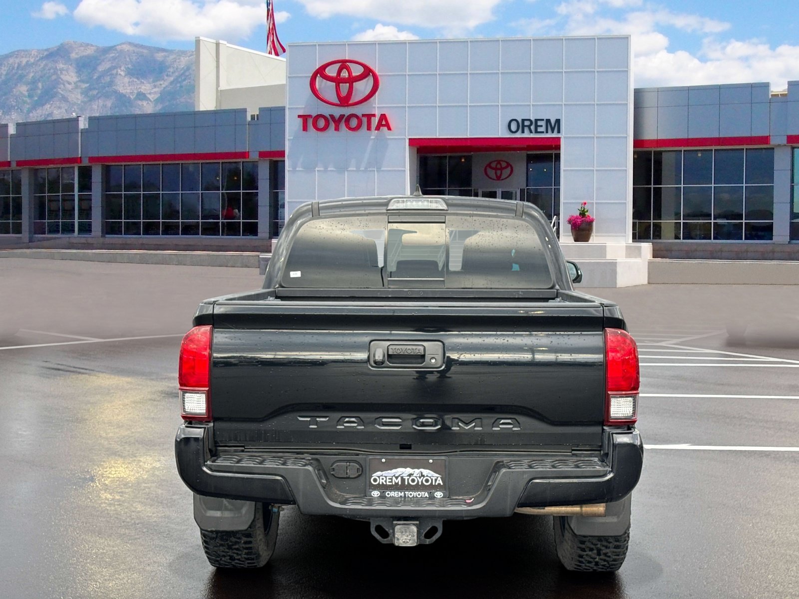 Used 2019 Toyota Tacoma TRD Sport AWD/4WD image 5
