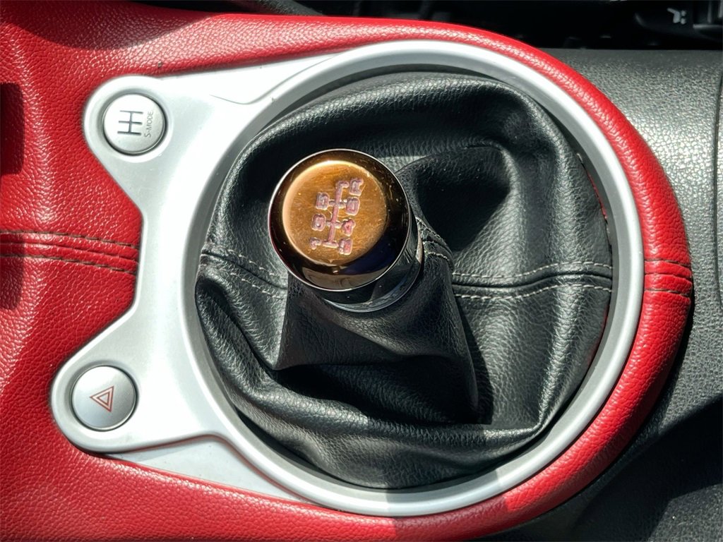 Used 2018 Nissan 370Z Touring Sport image 23