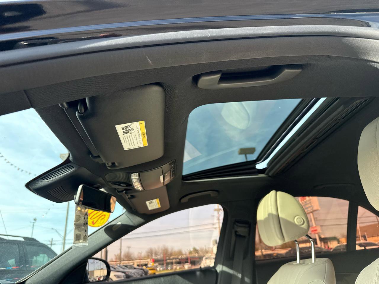 Used 2017 Mercedes-Benz E 300 image 22