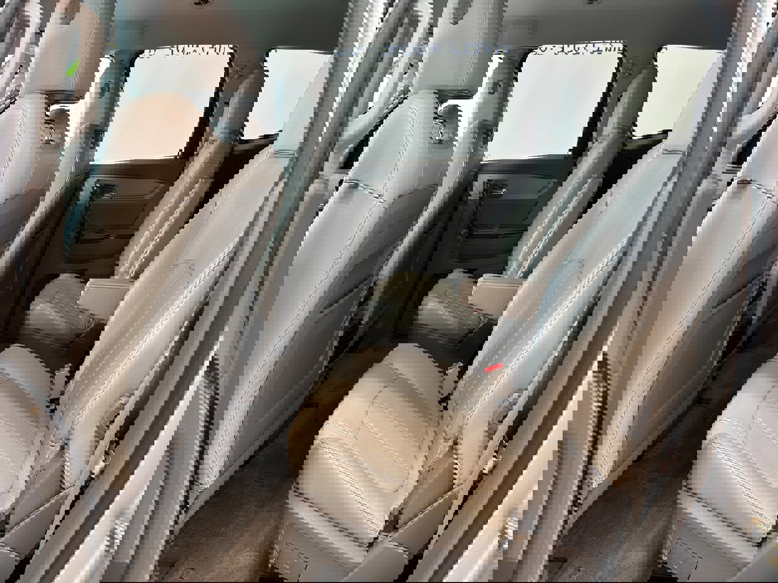 Used 2017 Chevrolet Traverse Premier image 12