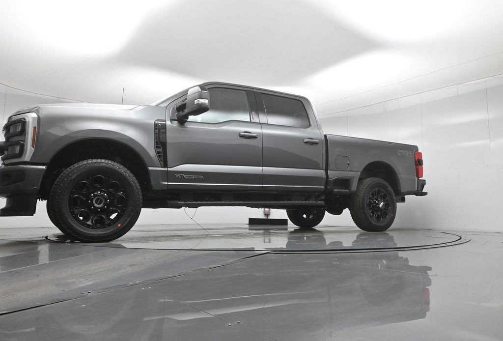 New 2026 Ford F250 Lariat w/ Black Appearance Package image 42