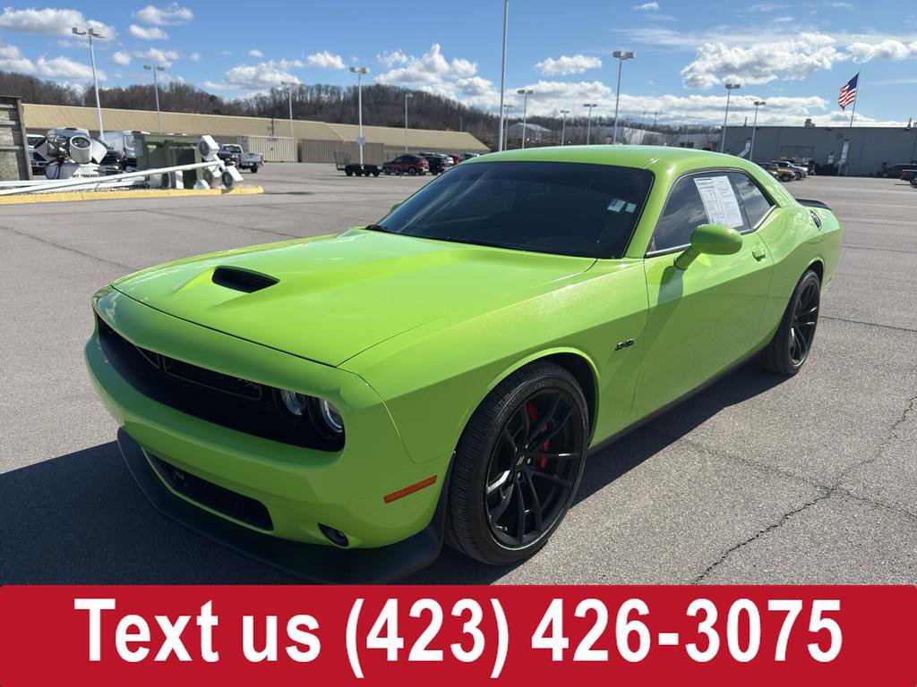 Used 2023 Dodge Challenger R/T w/ Plus Package image 1