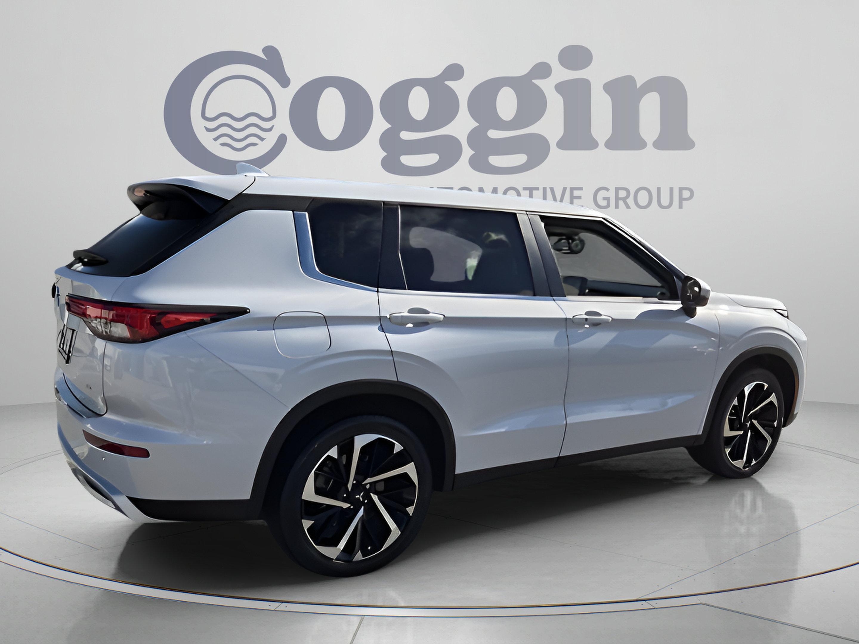 Used 2024 Mitsubishi Outlander SE FWD image 5