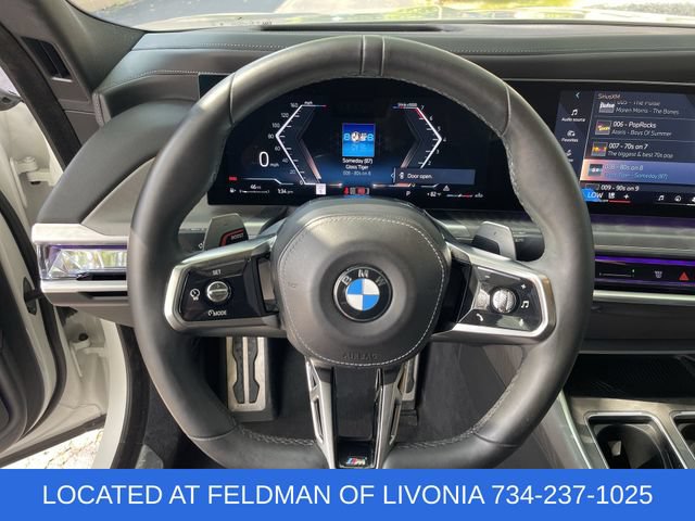 Used 2023 BMW 760i xDrive AWD/4WD image 11
