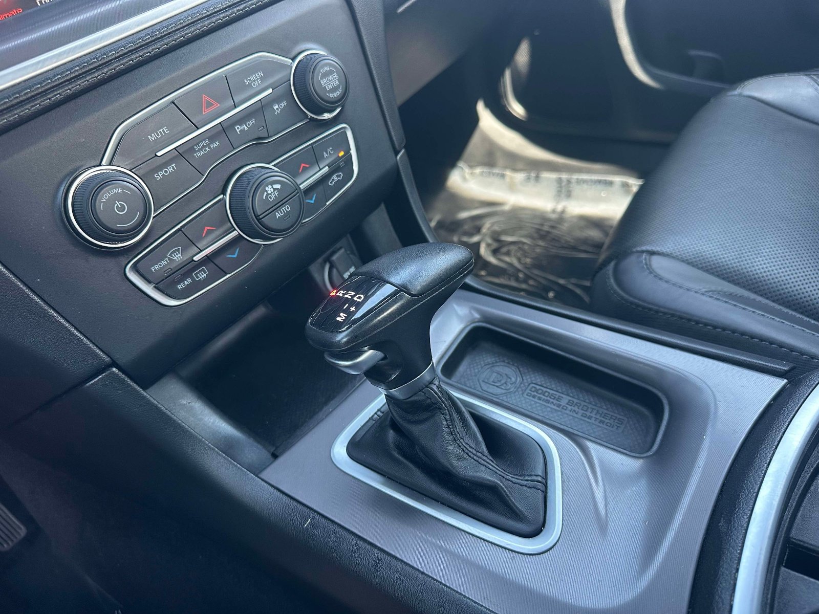 Used 2022 Dodge Charger SXT w/ Plus Group image 14