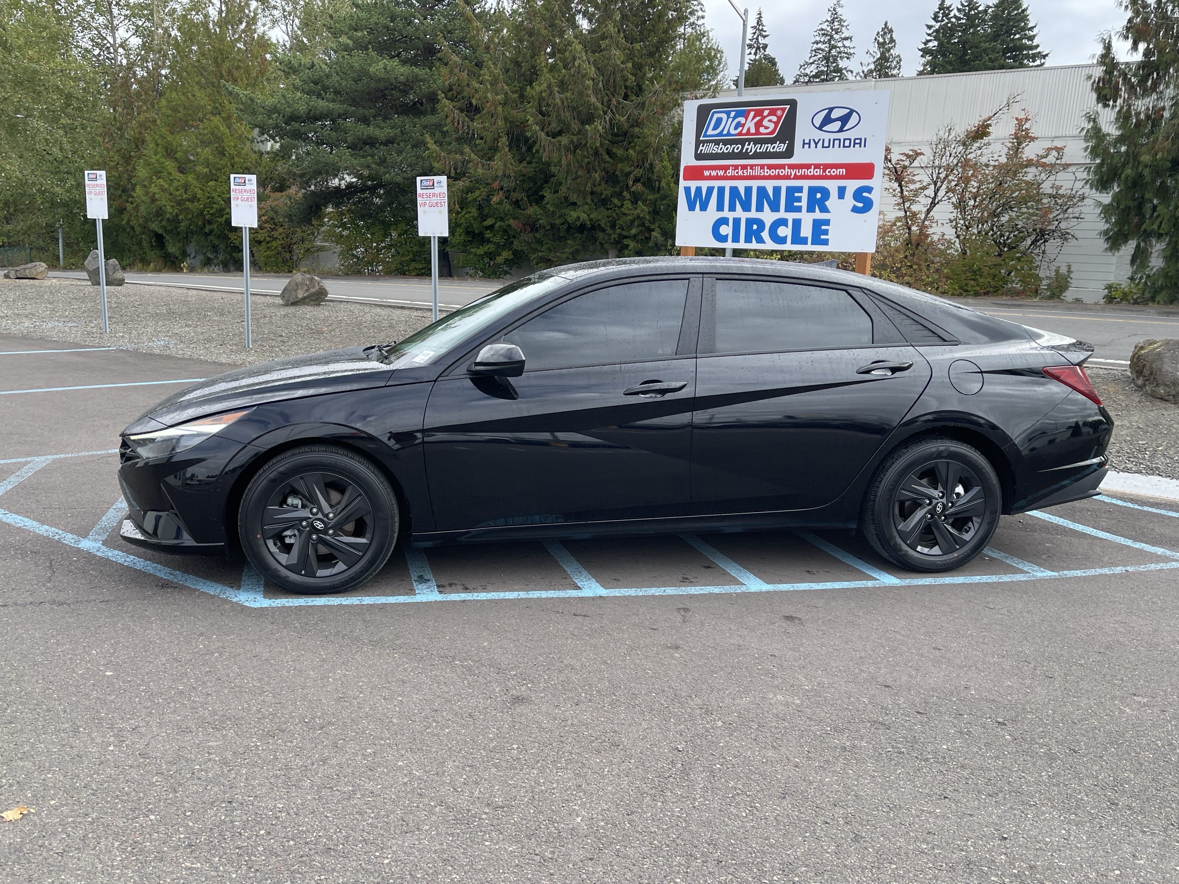 Certified 2023 Hyundai Elantra SEL w/ Cargo Package FWD image 2