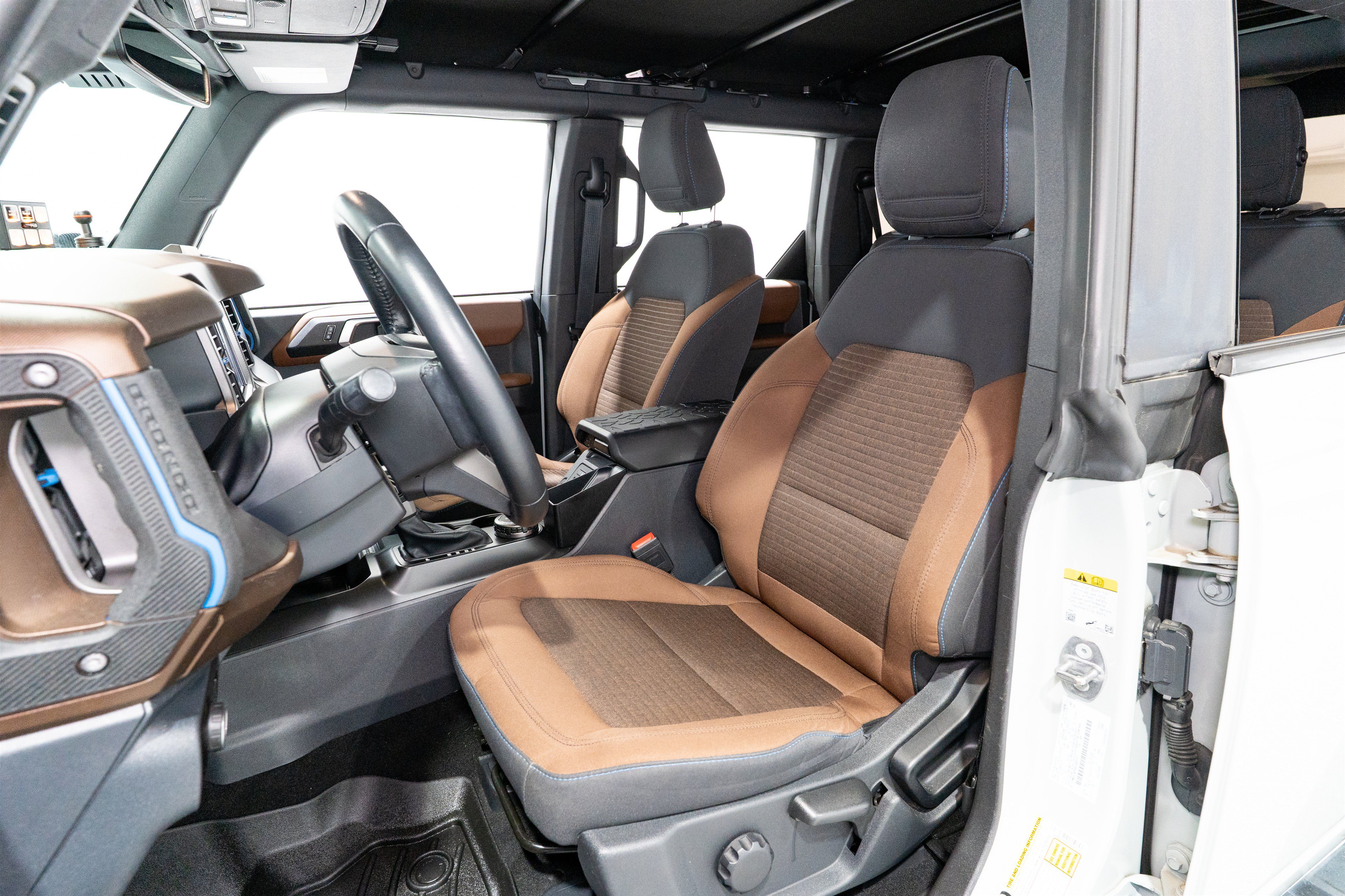 Used 2023 Ford Bronco Outer Banks AWD/4WD image 17