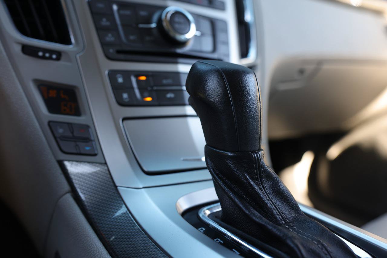 Used 2010 Cadillac CTS Performance RWD image 39