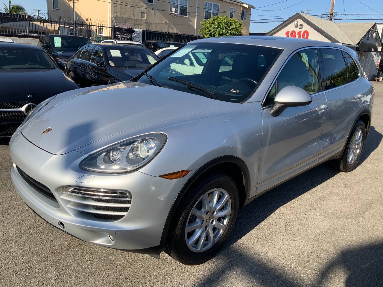 Used 2012 Porsche Cayenne AWD/4WD image 3