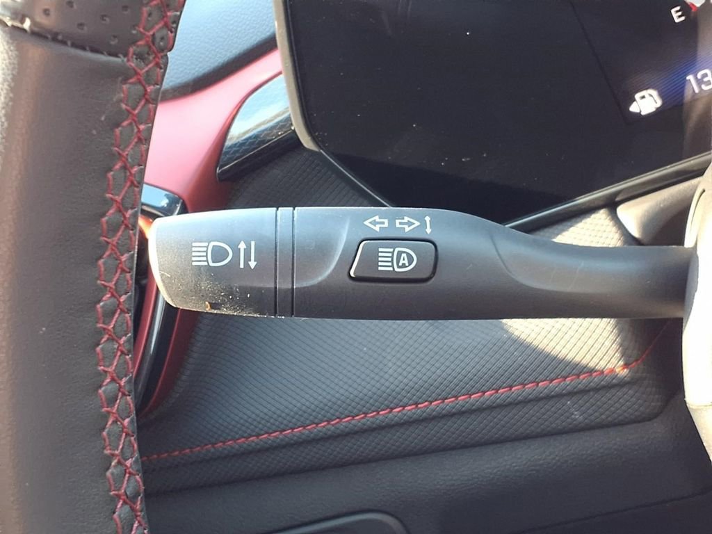 Used 2024 Chevrolet TrailBlazer RS w/ Driver Confidence Package FWD image 21