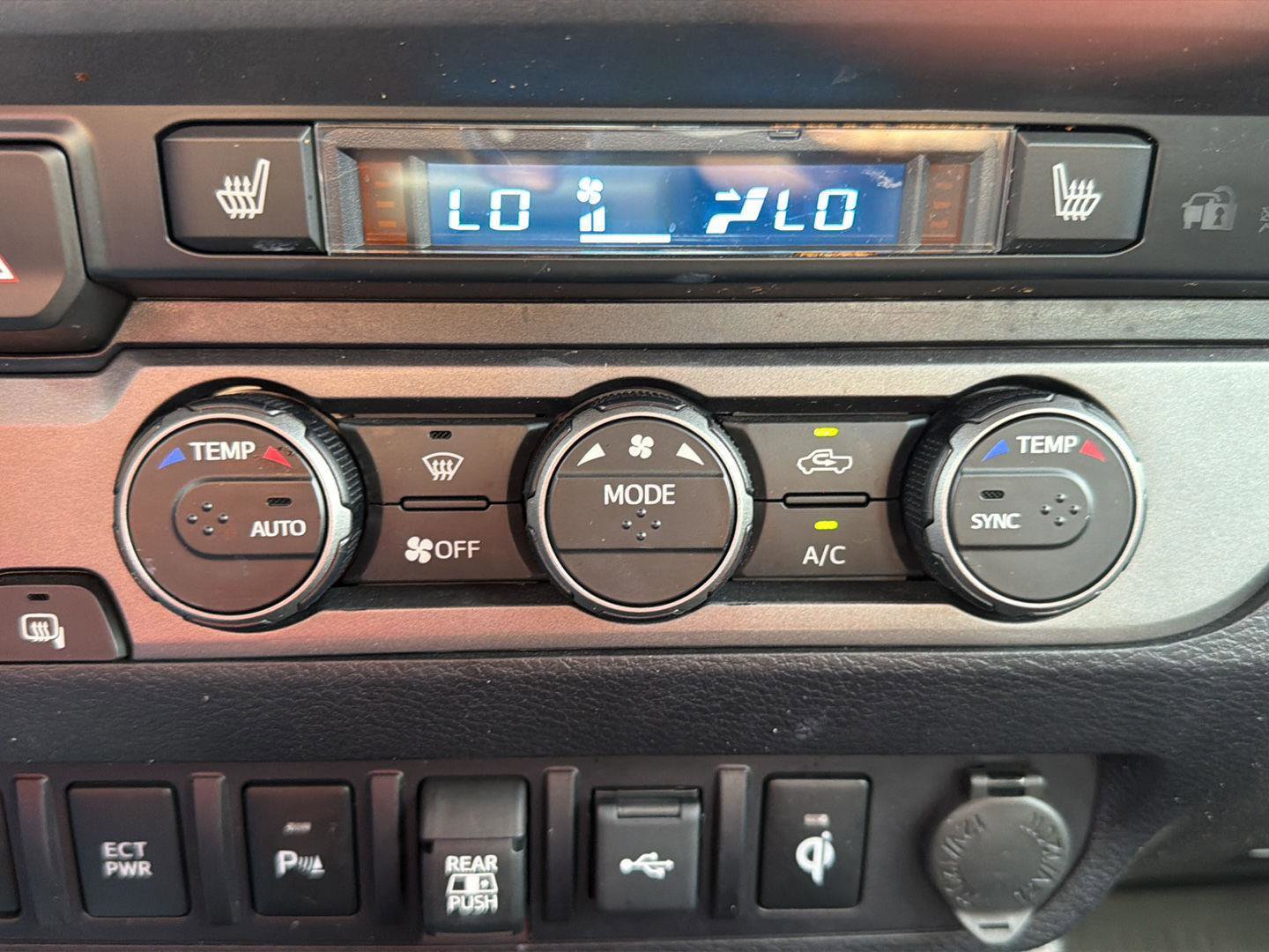 Used 2023 Toyota Tacoma TRD Pro AWD/4WD image 26