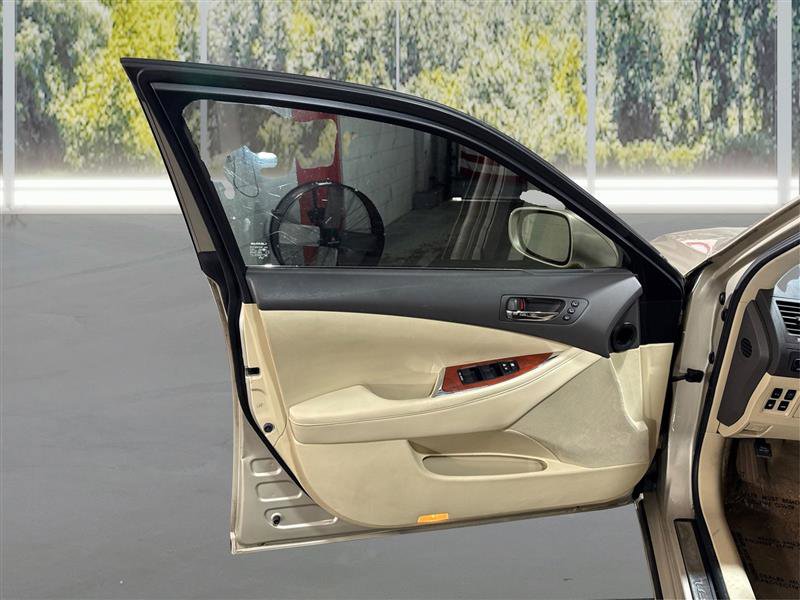 Used 2011 Lexus ES 350 image 20