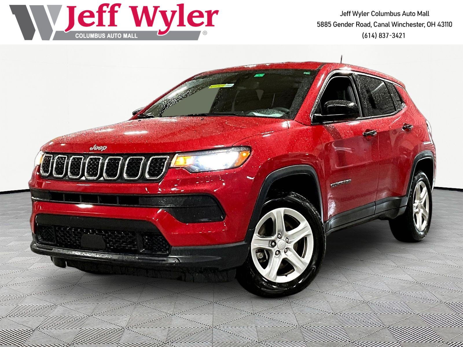 Used 2023 Jeep Compass Sport AWD/4WD image 1