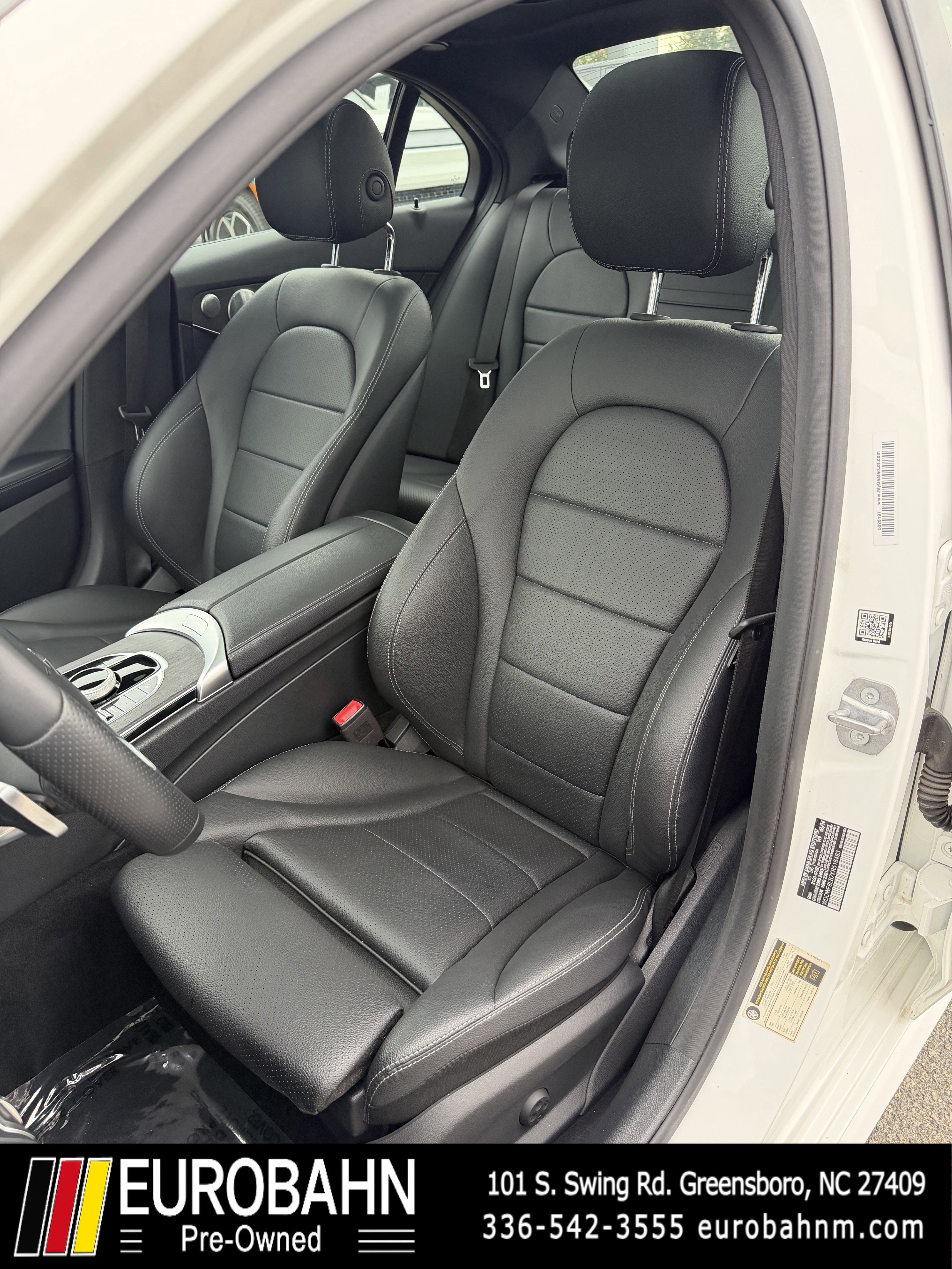 Used 2019 Mercedes-Benz C 300 4MATIC Sedan image 11