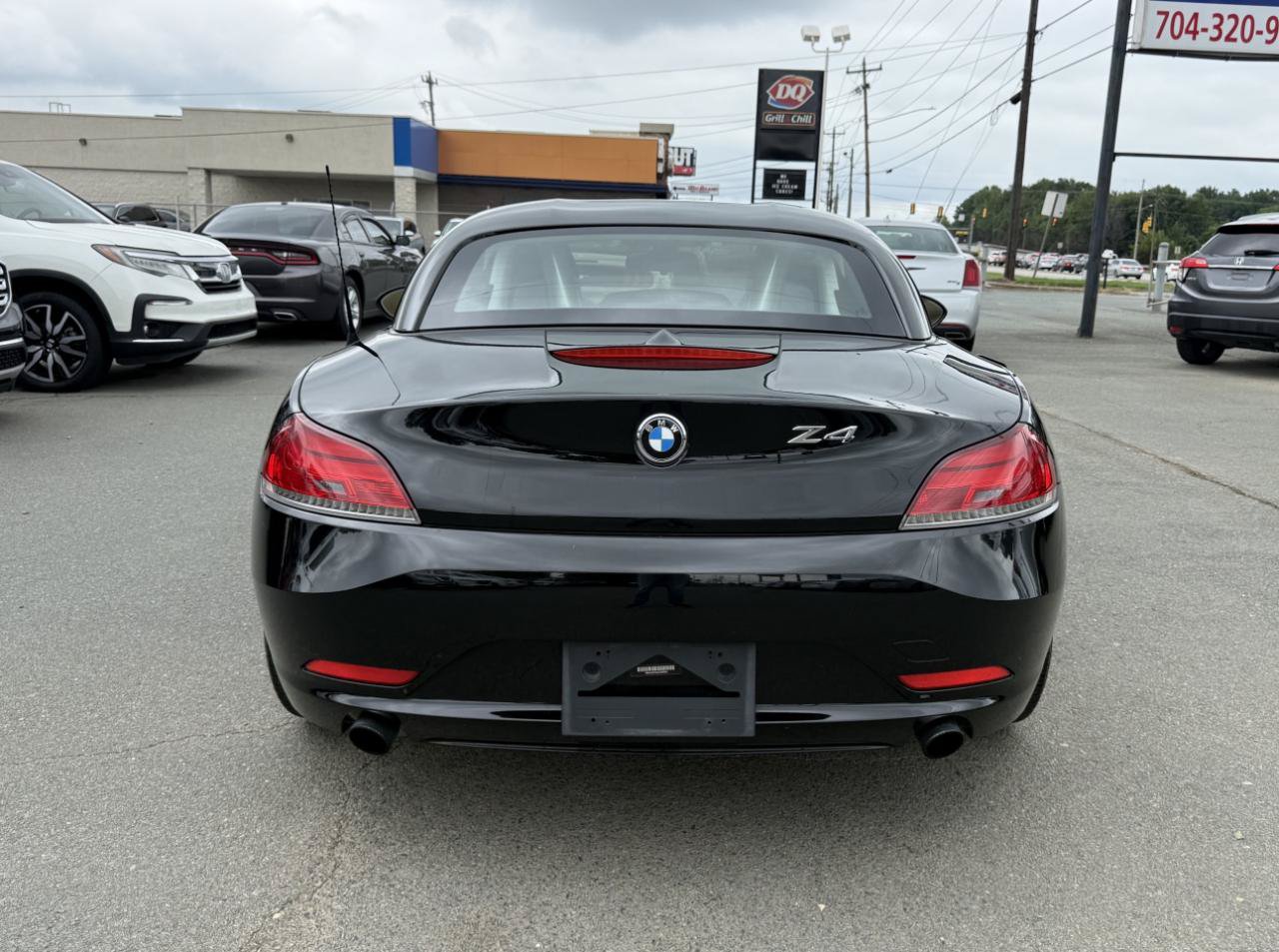 Used 2012 BMW Z4 sDrive35i RWD image 9