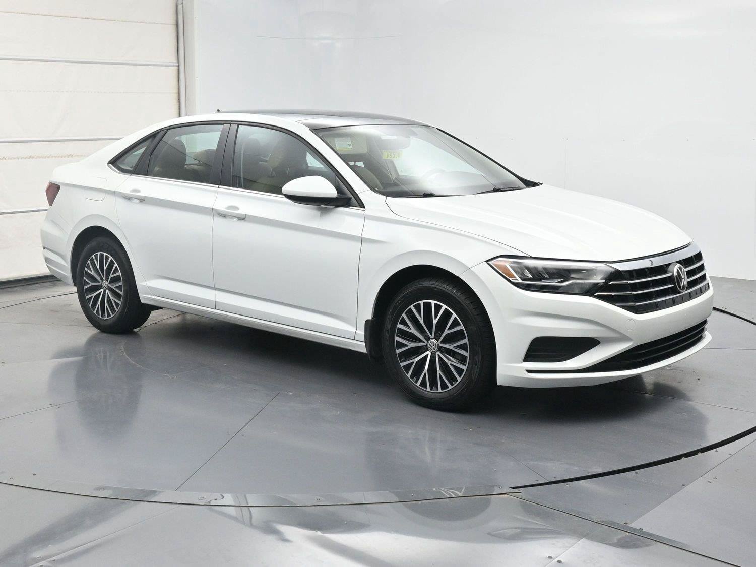 Used 2021 Volkswagen Jetta SE w/ SE Cold Weather Package FWD image 26