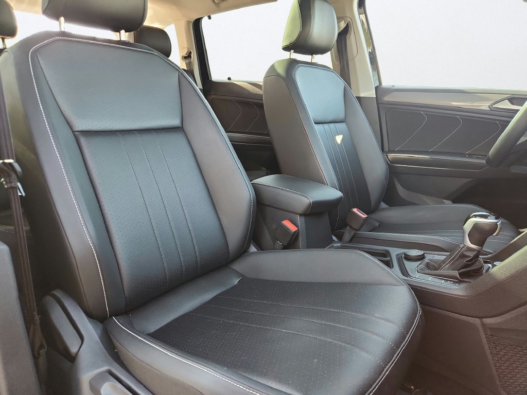 Certified 2024 Volkswagen Tiguan SE AWD/4WD image 25