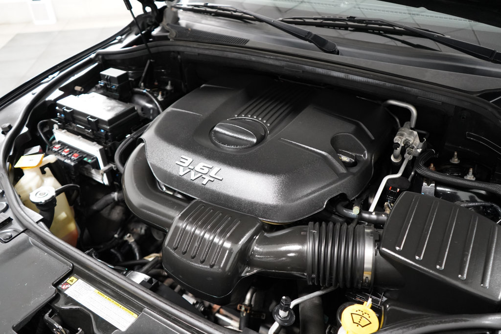 Used 2012 Dodge Durango SXT AWD/4WD image 32