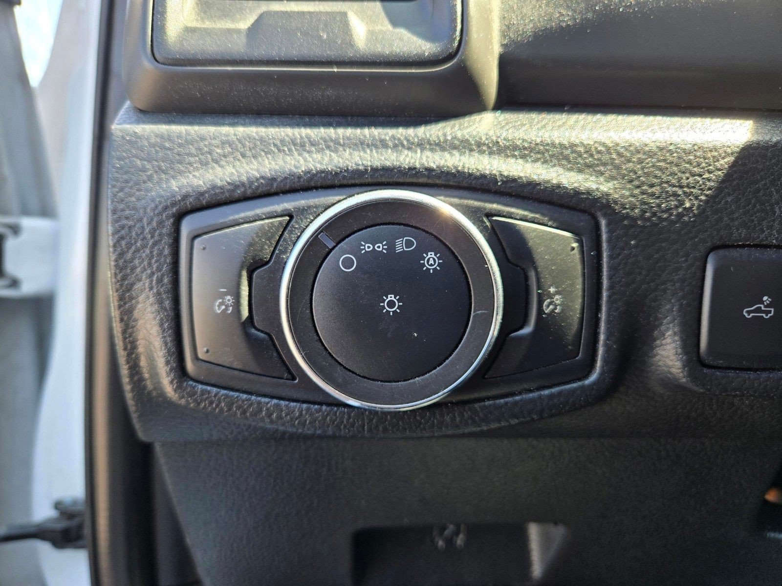Used 2022 Ford Ranger XL w/ Equipment Group 101A High RWD image 18