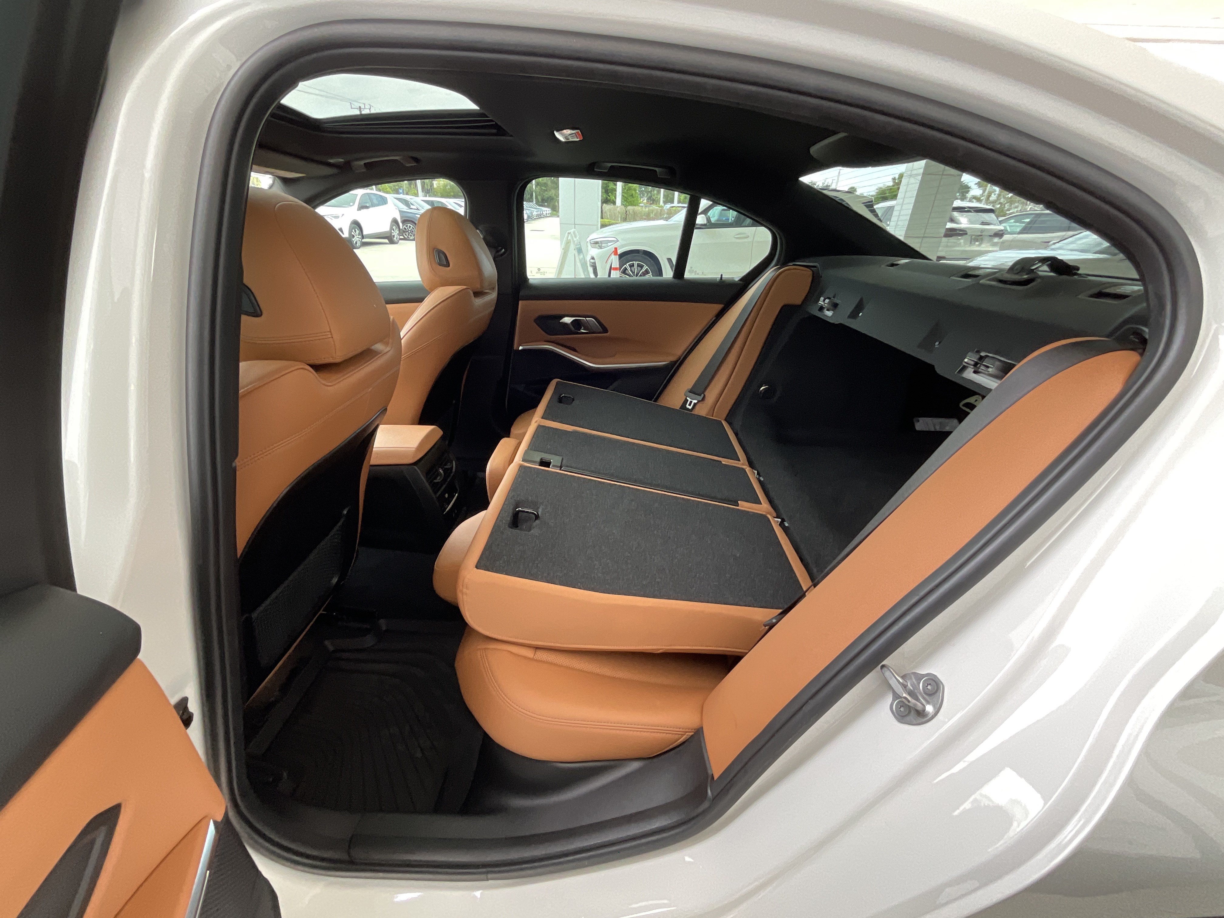 Used 2023 BMW 330i Sedan RWD image 29