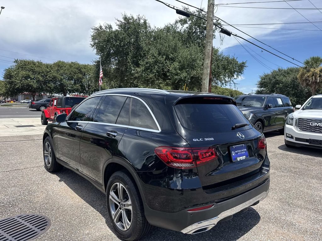 Used 2021 Mercedes-Benz GLC 300 image 6