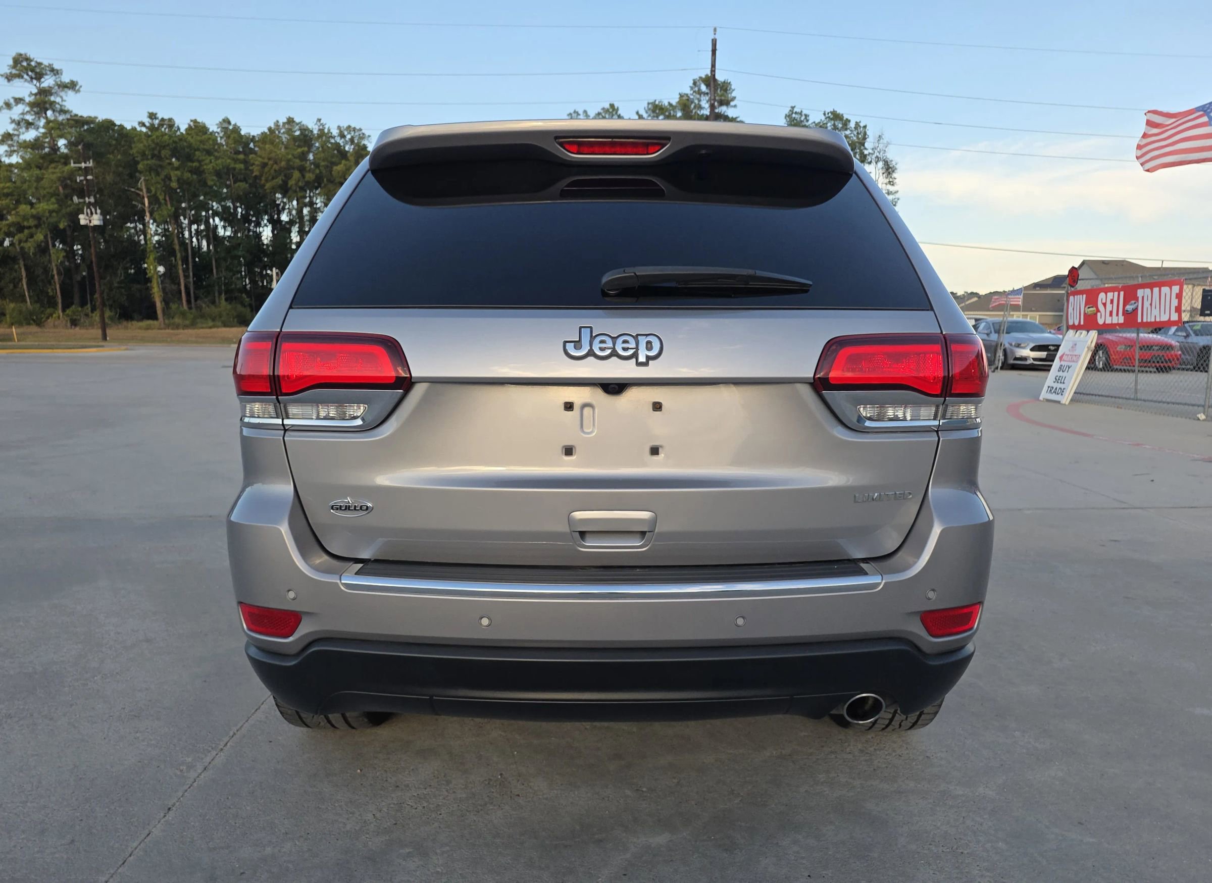 Used 2020 Jeep Grand Cherokee Limited image 15