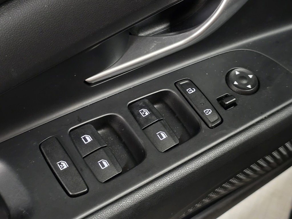 Used 2023 Hyundai Elantra SEL w/ Convenience Package image 23