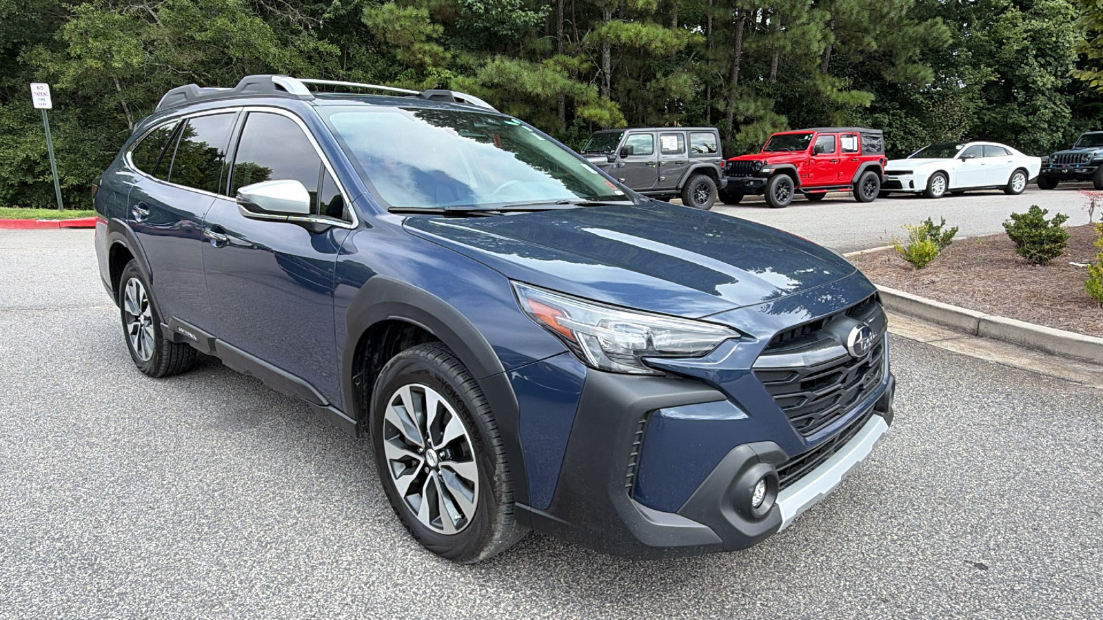 Used 2023 Subaru Outback Touring XT AWD/4WD image 5