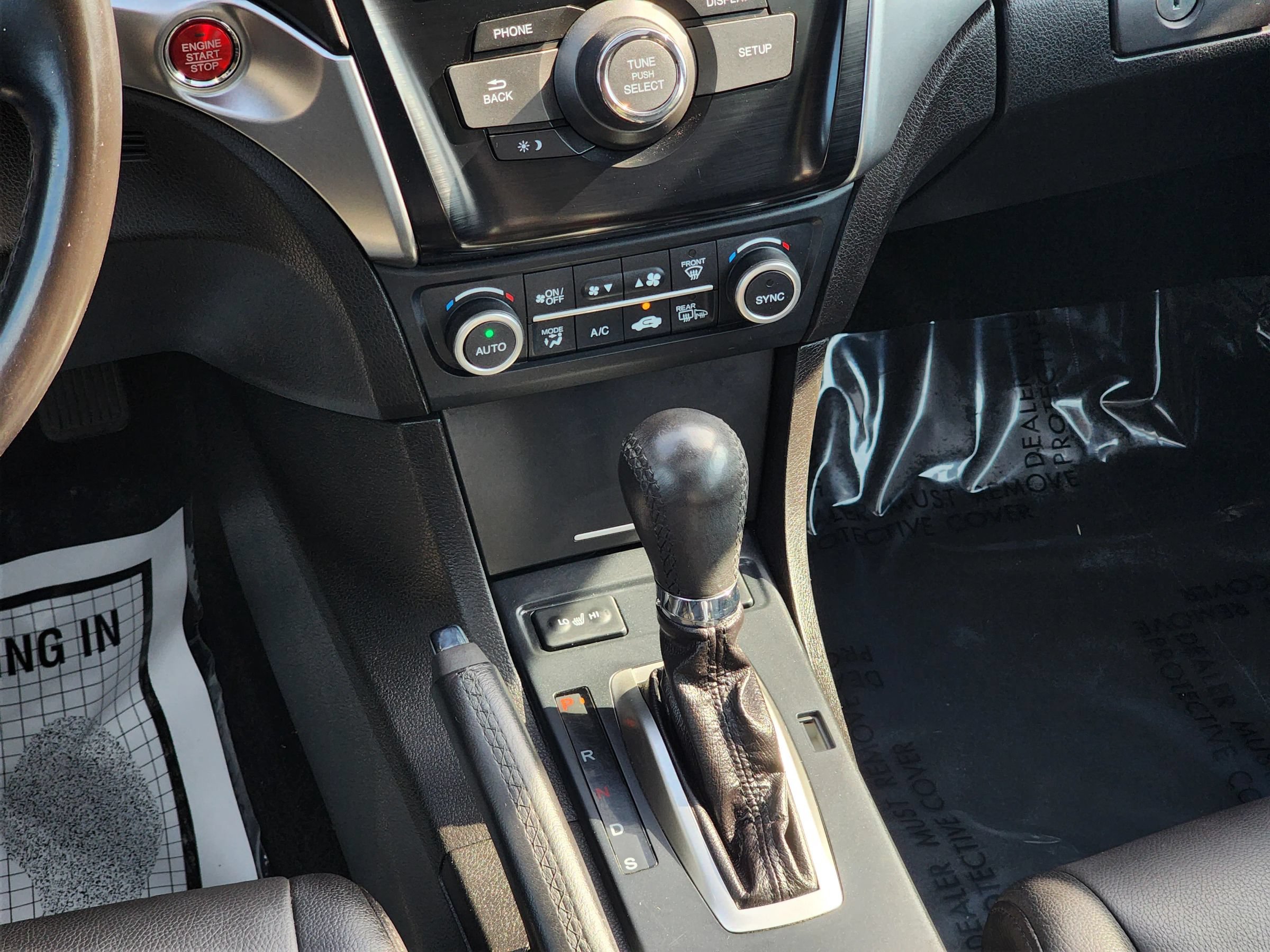 Used 2017 Acura ILX FWD image 14