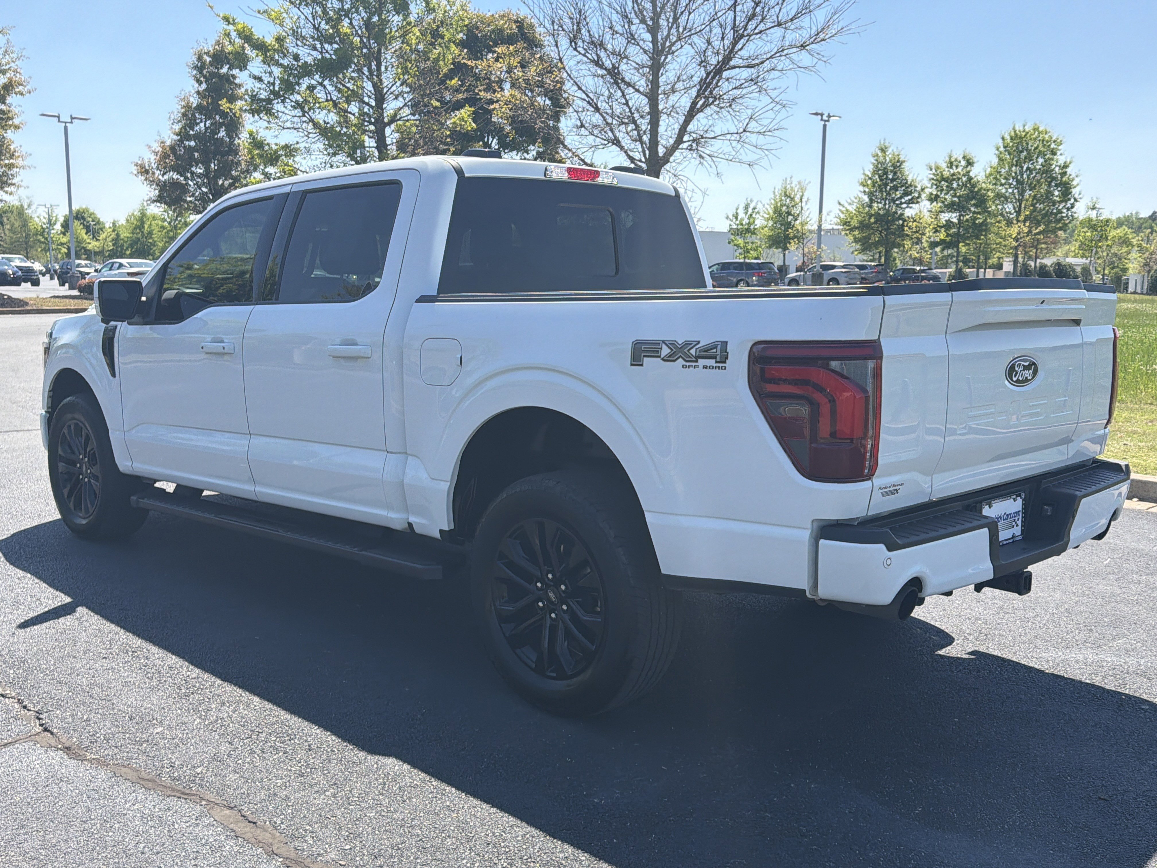Used 2025 Ford F150 Lariat w/ Equipment Group 501A Mid image 7