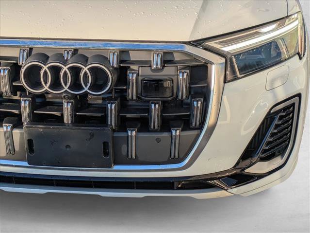 Used 2025 Audi Q7 3.0T Premium w/ Convenience Package image 8