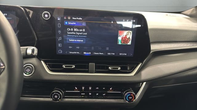 Used 2025 Chevrolet Equinox LT image 20