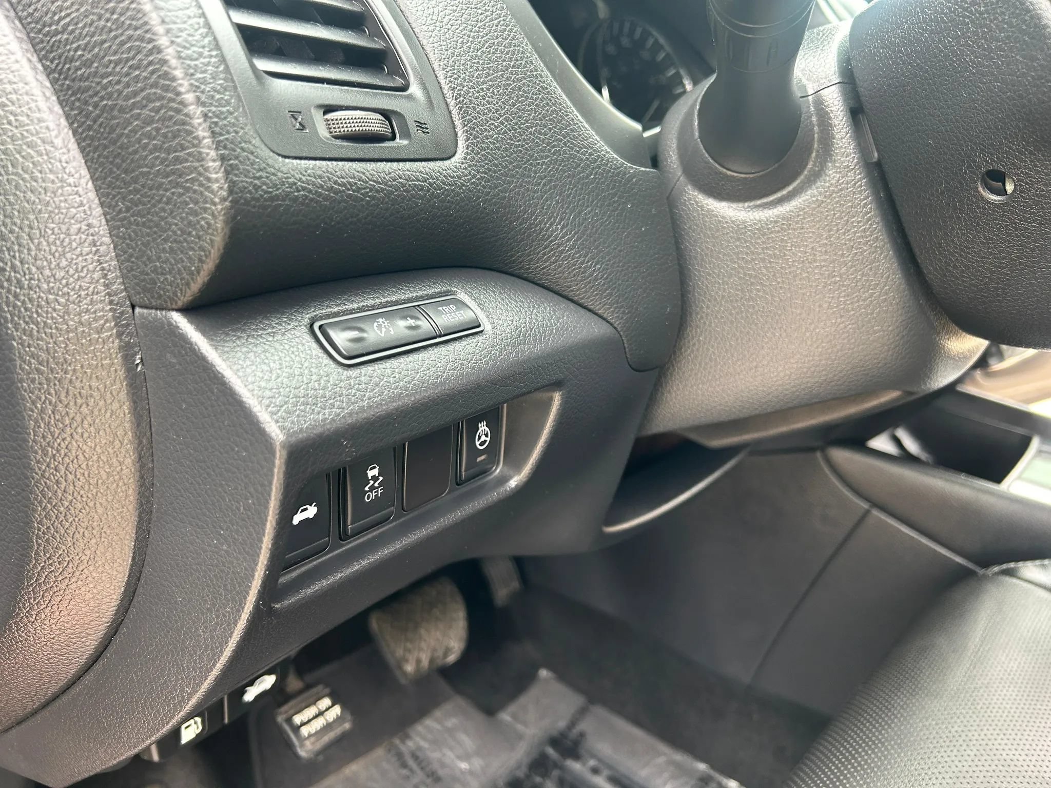 Used 2017 Nissan Altima 2.5 SL w/ 2.5 Technology Package FWD image 11