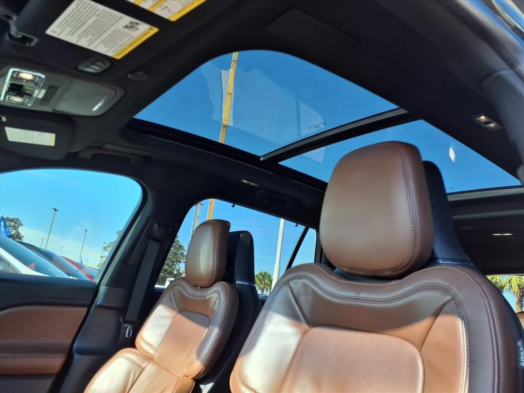 Used 2022 Lincoln Aviator Reserve w/ Equipment Group 201A image 15