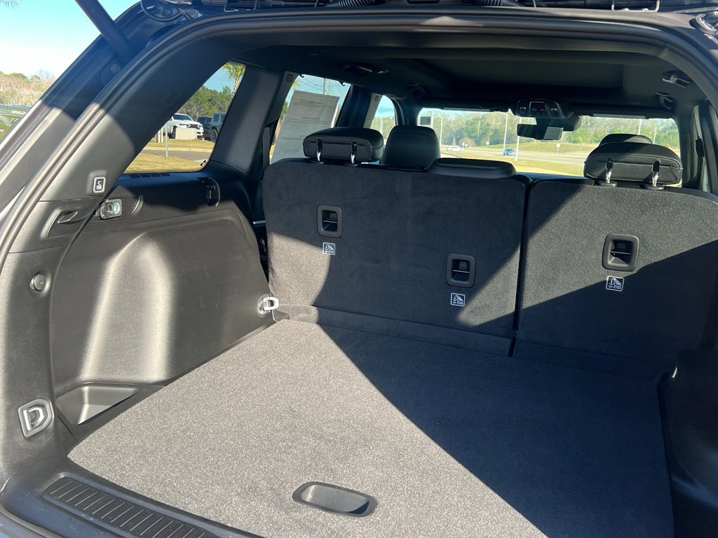 New 2025 Jeep Grand Cherokee Limited w/ Luxury Tech Group II AWD/4WD image 9