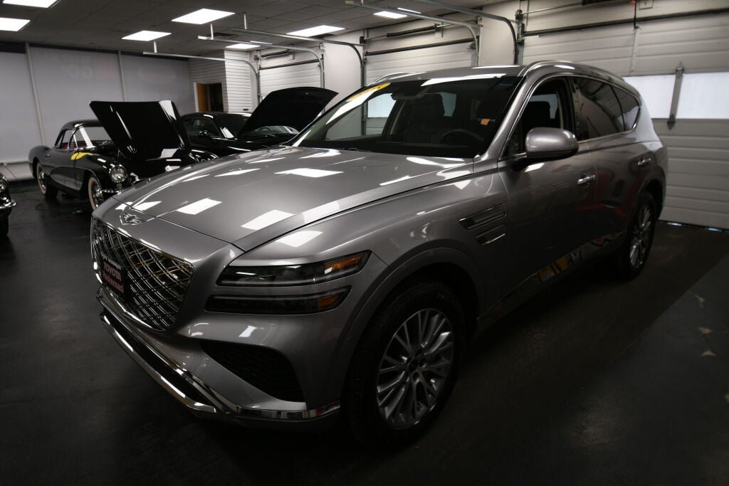 Used 2025 Genesis GV80 2.5T Standard AWD/4WD image 4