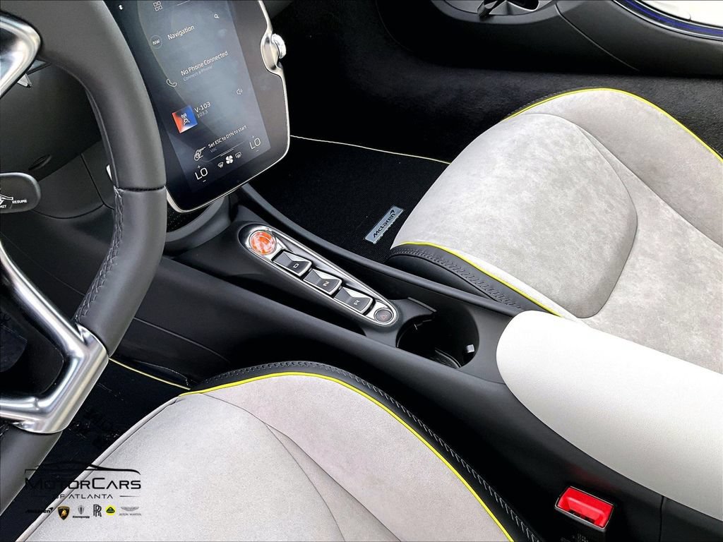 New 2026 McLaren Artura RWD image 8