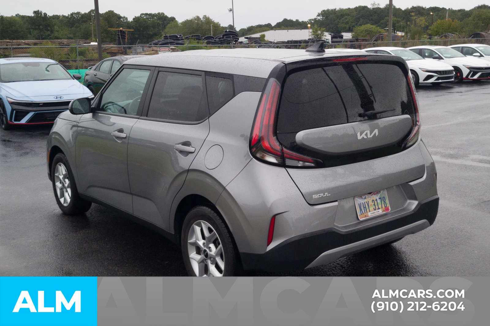 Used 2024 Kia Soul LX w/ Option Group 015 FWD image 9