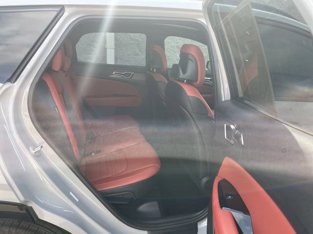 Used 2024 Kia Sportage SX image 35