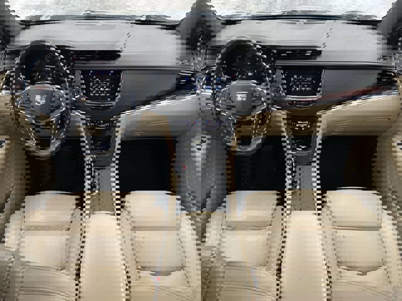 Used 2017 Cadillac XT5 Luxury w/ Driver Awareness Package image 24