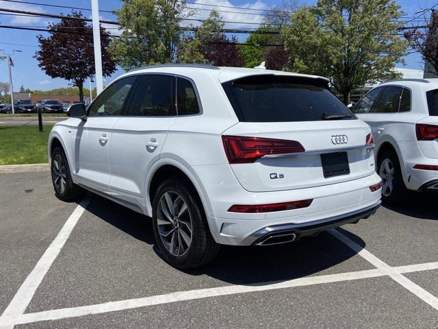 Used 2024 Audi Q5 2.0T Premium w/ Convenience Package AWD/4WD image 7