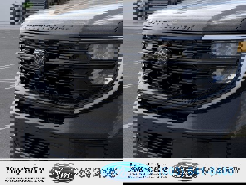 New 2025 Ford Expedition Max Platinum w/ Stealth Performance Package image 40