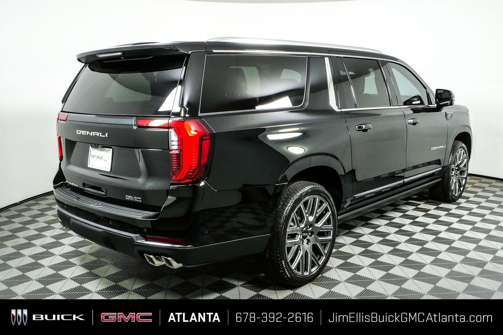 New 2026 GMC Yukon XL Denali Ultimate AWD/4WD image 3