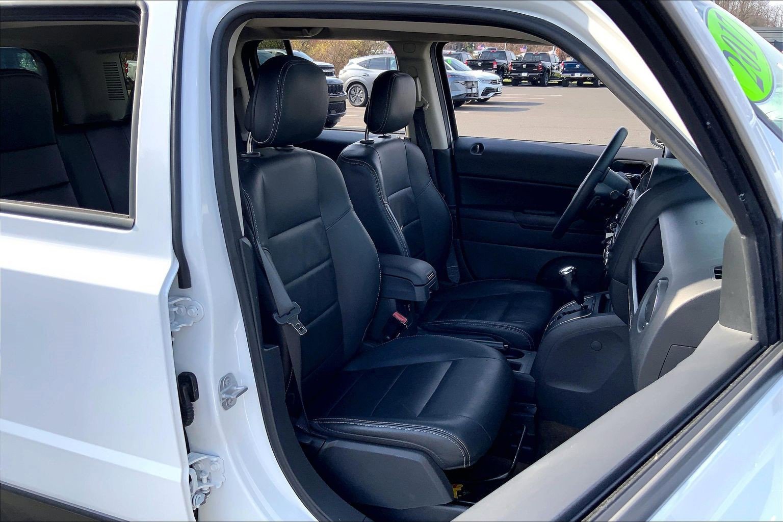 Used 2017 Jeep Patriot High Altitude image 7
