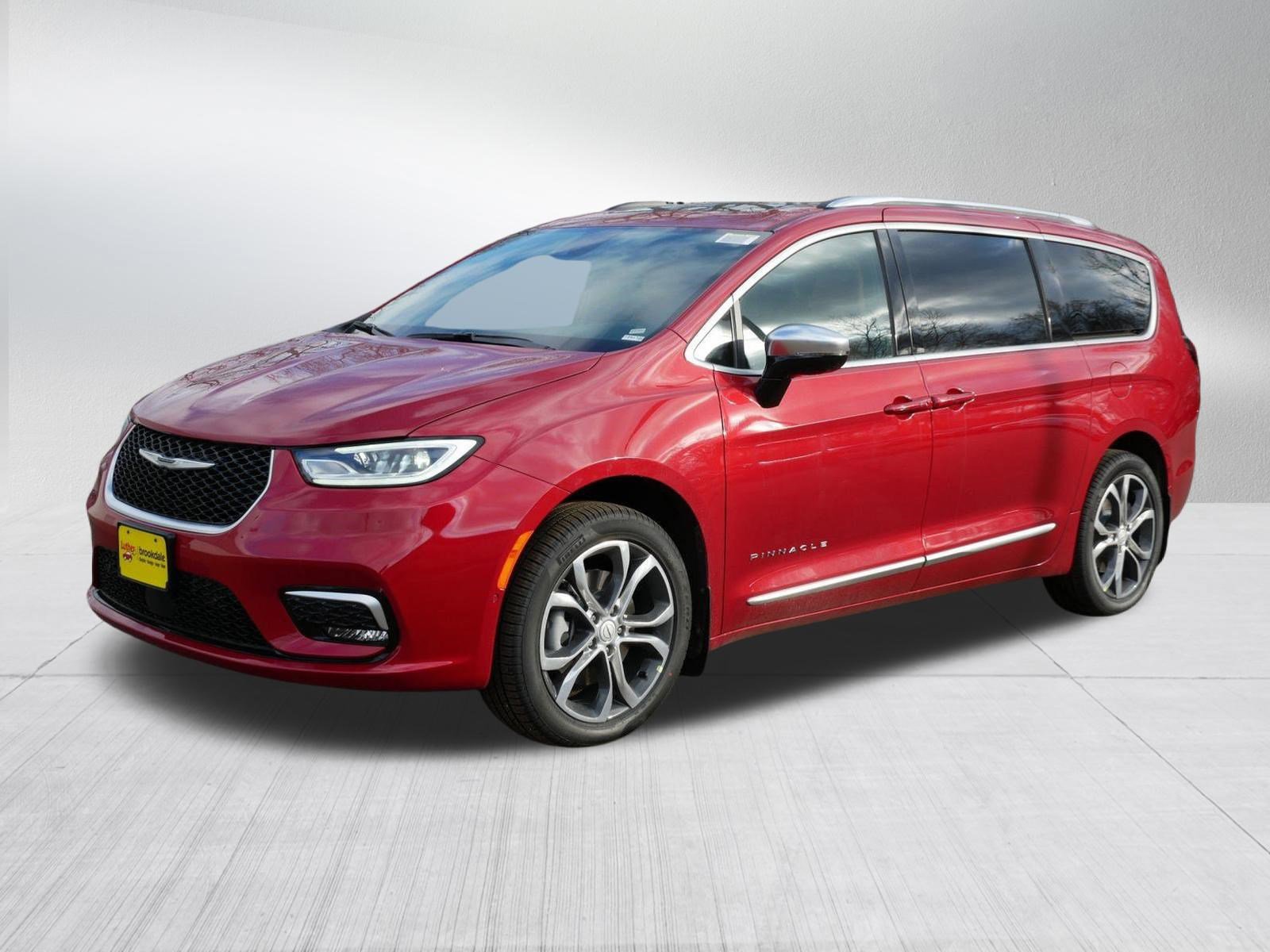 New 2026 Chrysler Pacifica Pinnacle AWD/4WD image 3