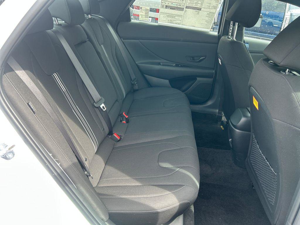 New 2026 Hyundai Elantra SEL Sport Premium image 27