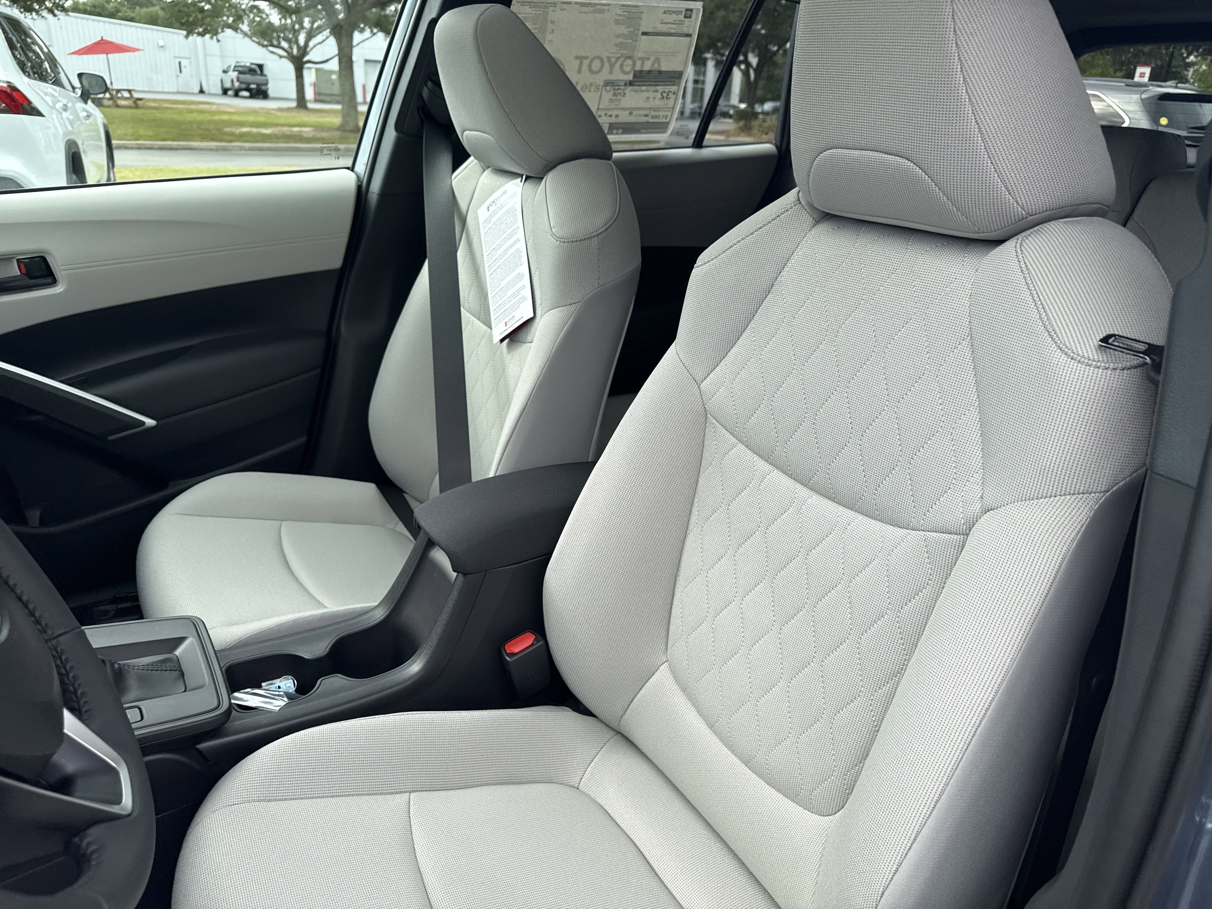New 2026 Toyota Corolla Cross LE w/ Moonroof Package FWD image 14