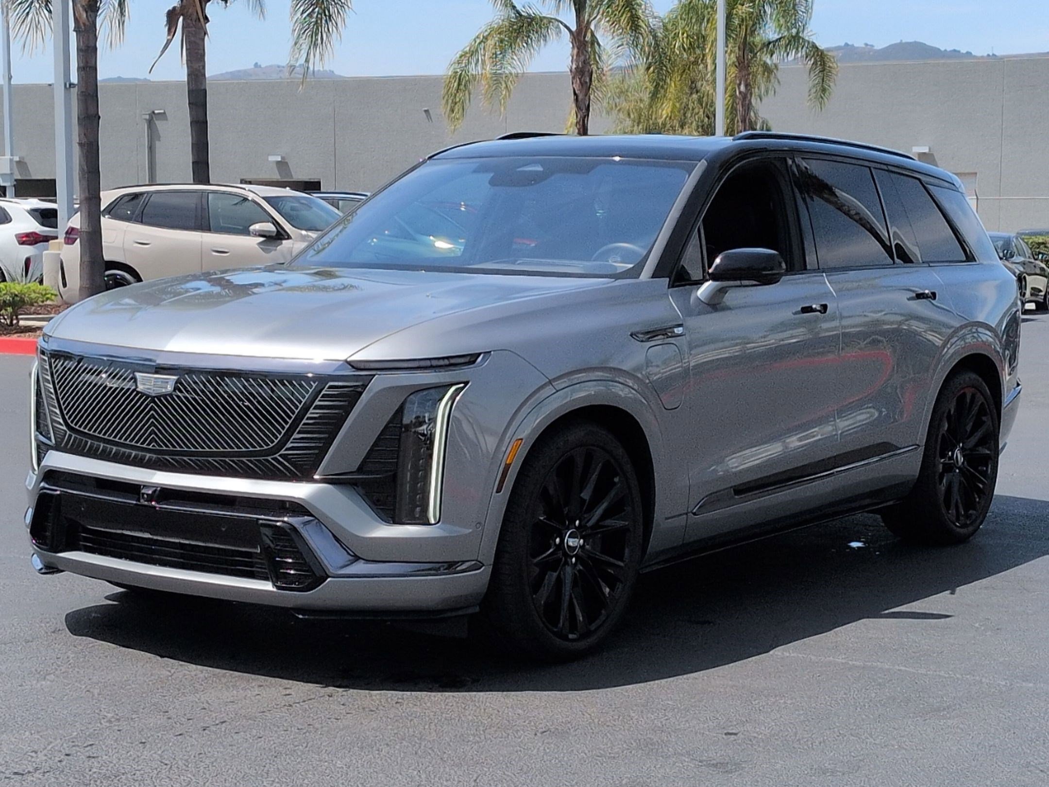 Used 2026 Cadillac Vistiq Platinum AWD/4WD image 5