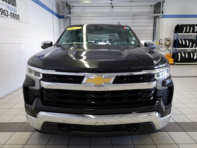 Used 2023 Chevrolet Silverado 1500 LT w/ Protection Package image 18
