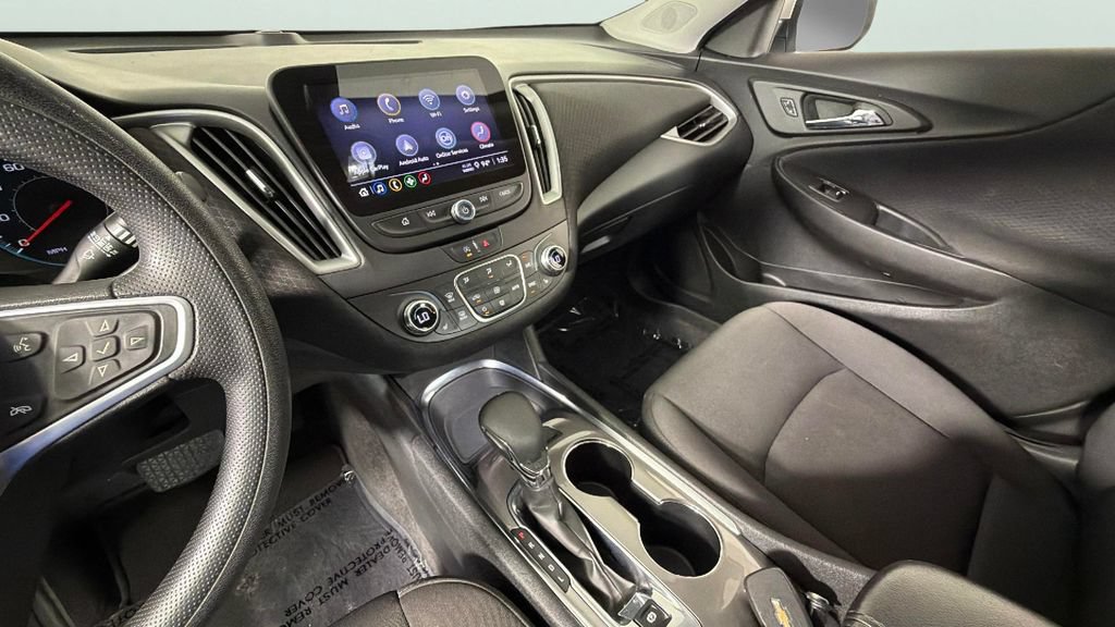 Certified 2022 Chevrolet Malibu LT FWD image 19